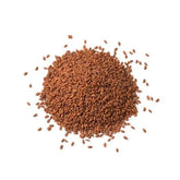 Pile van reddish-bruine tuinkers zaadjes 100 gram voor tuin en kruidenkweek
